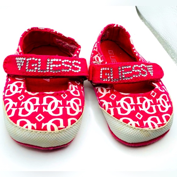 Guess Todler Shoes 0-3 Months. Size 1. Baby Mary Janes, adorable! - Picture 1 of 5